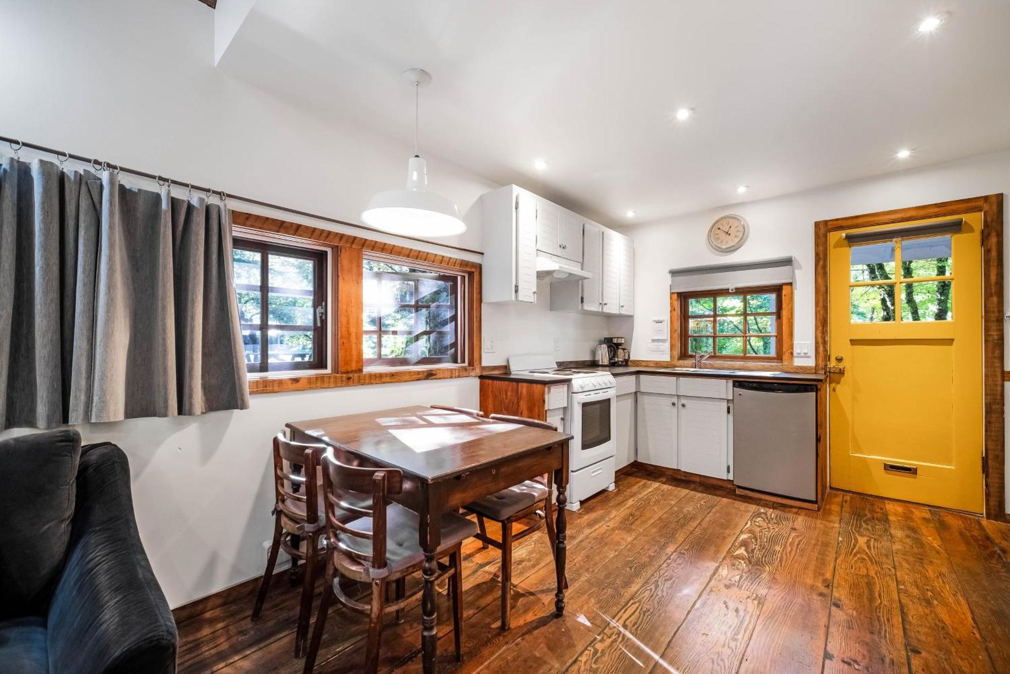 Sunwolf Riverside Cabins Brackendale Exterior foto