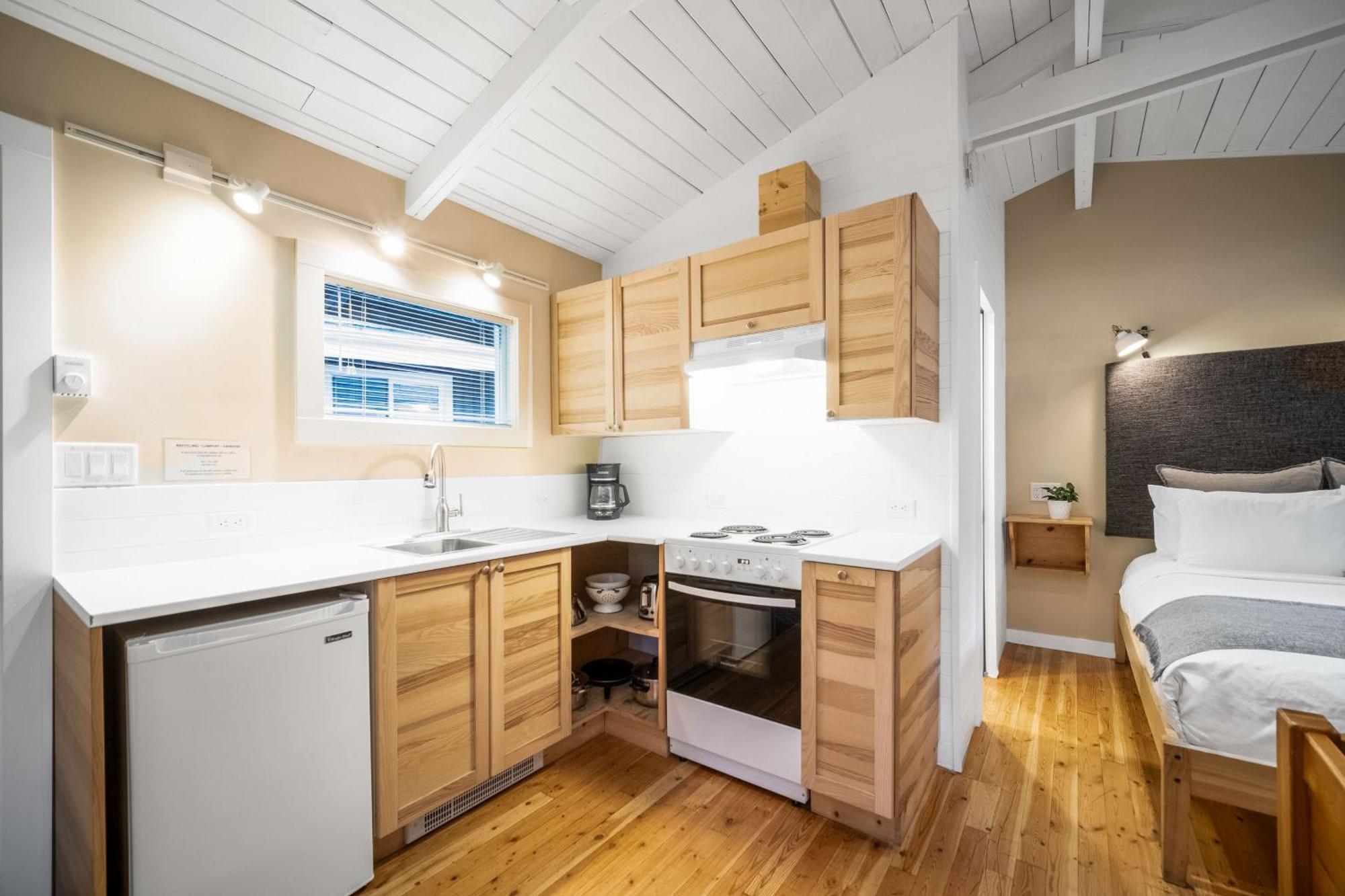 Sunwolf Riverside Cabins Brackendale Exterior foto