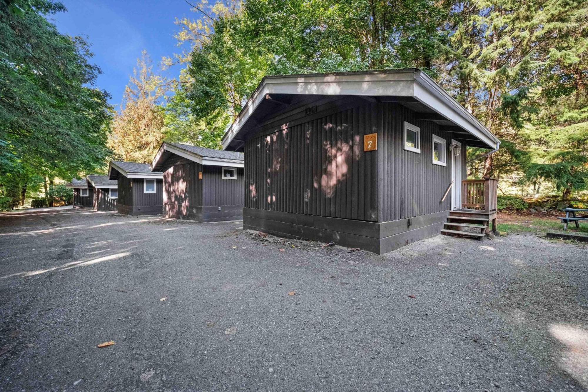 Sunwolf Riverside Cabins Brackendale Exterior foto