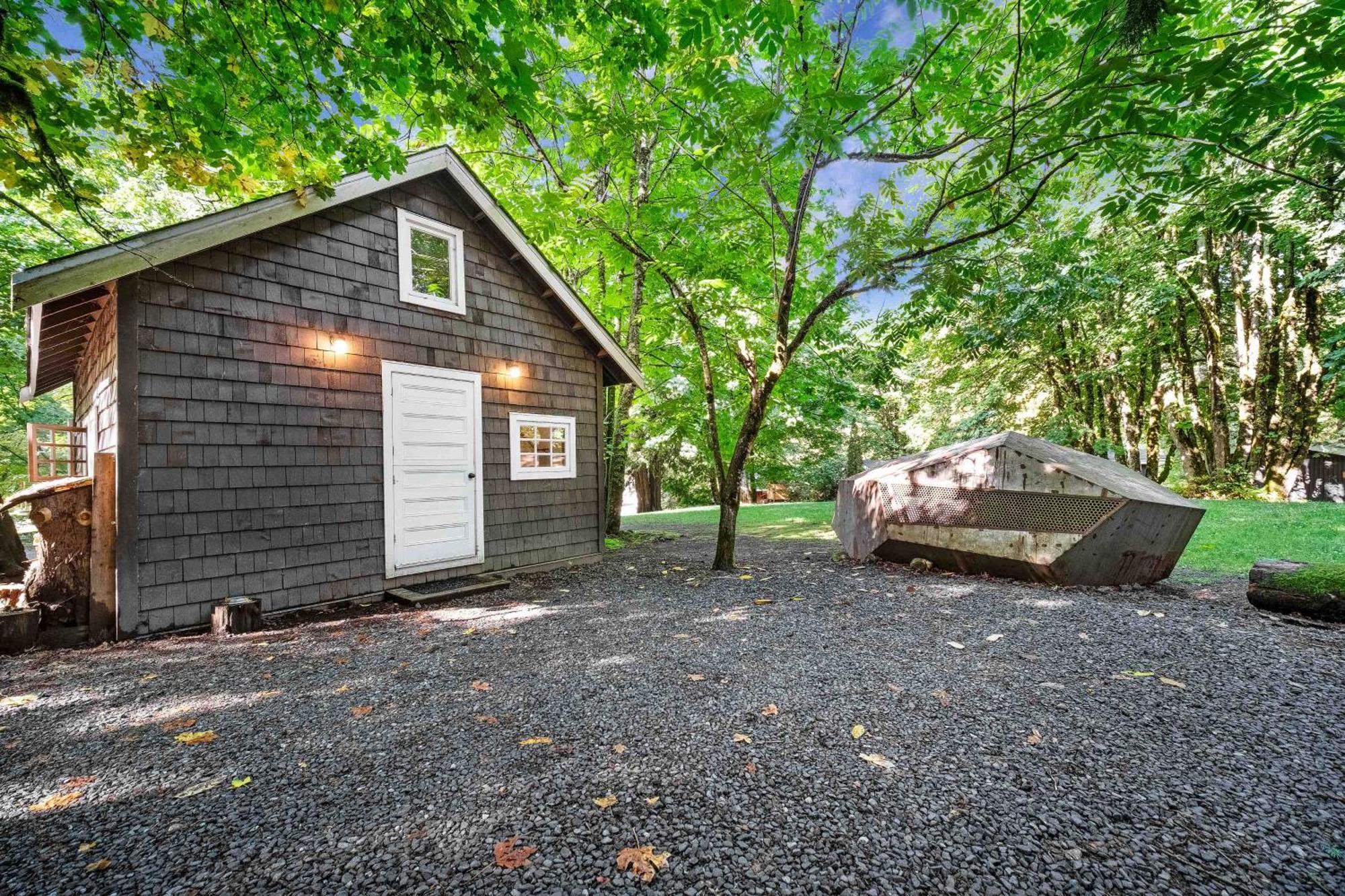 Sunwolf Riverside Cabins Brackendale Exterior foto